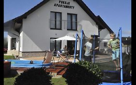 Apartamenty i Pokoje Na Letniej